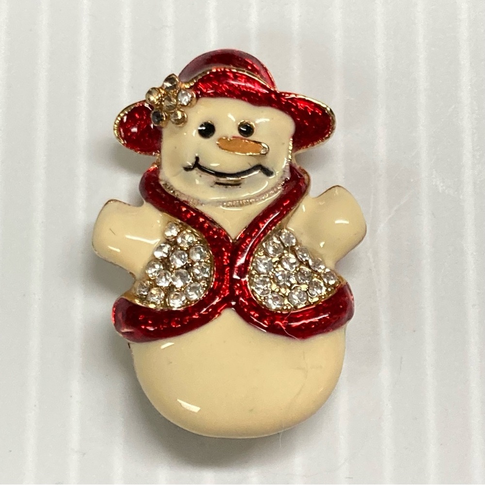 Eisenberg Ice Mrs. Snowman Red Enameled Rhinestone Brooch Signed 1.5"
